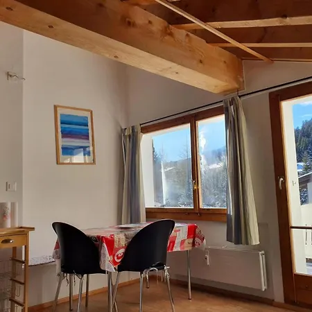 Casa Fadail Seura 21 *